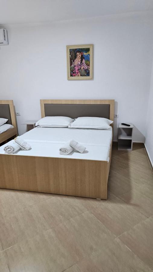 Aliaj Guest House ベラト エクステリア 写真
