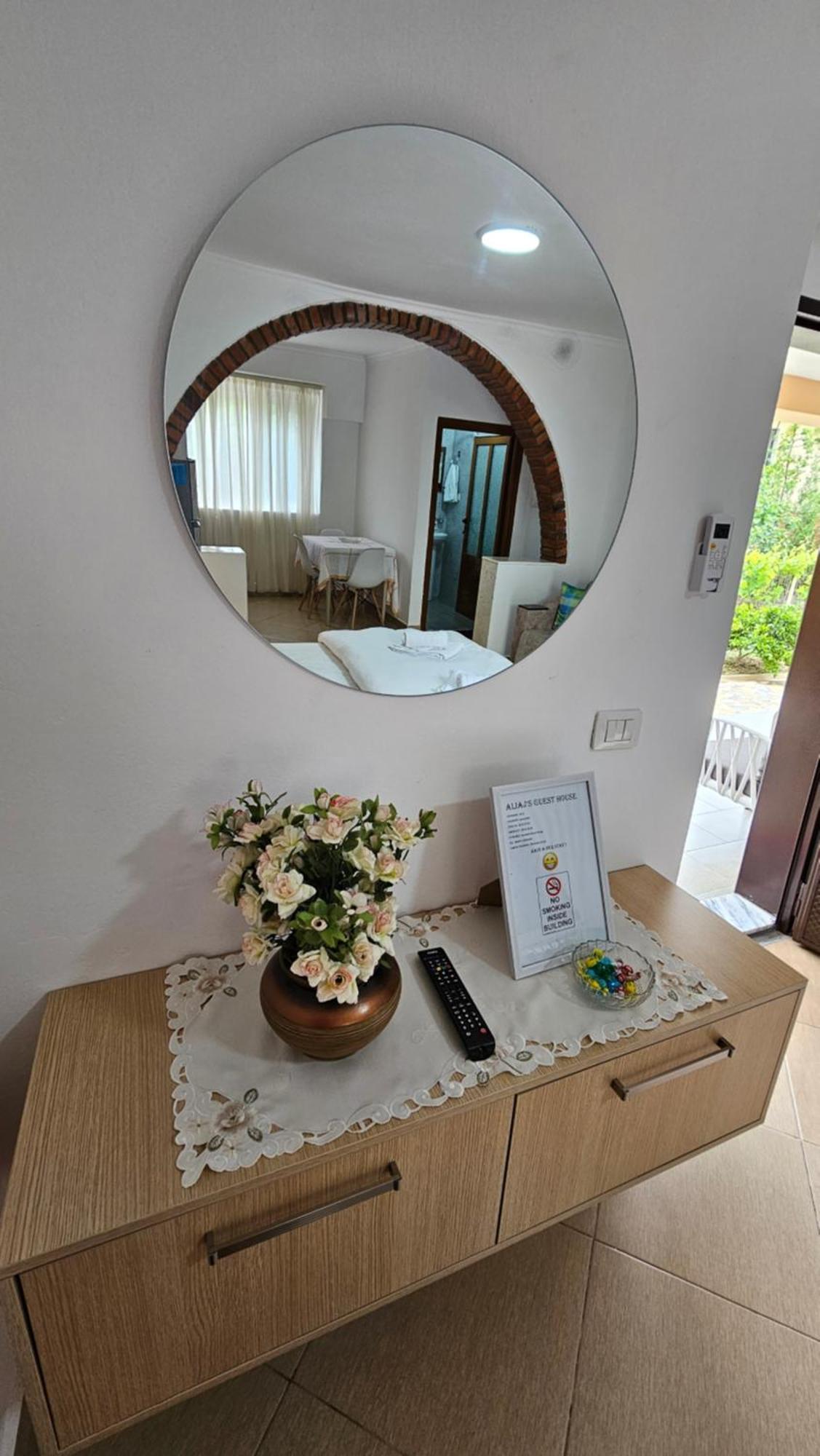 Aliaj Guest House ベラト エクステリア 写真