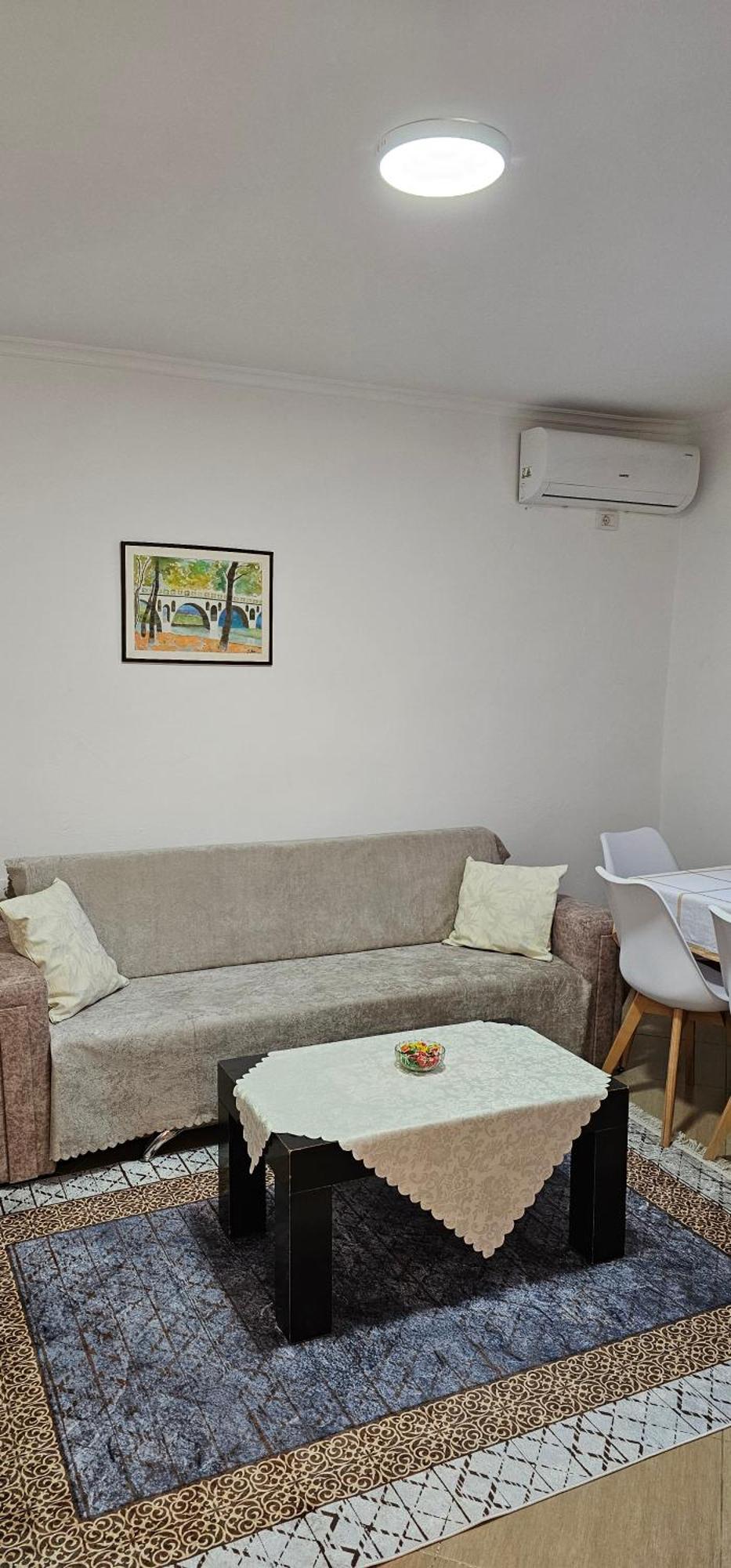 Aliaj Guest House ベラト エクステリア 写真