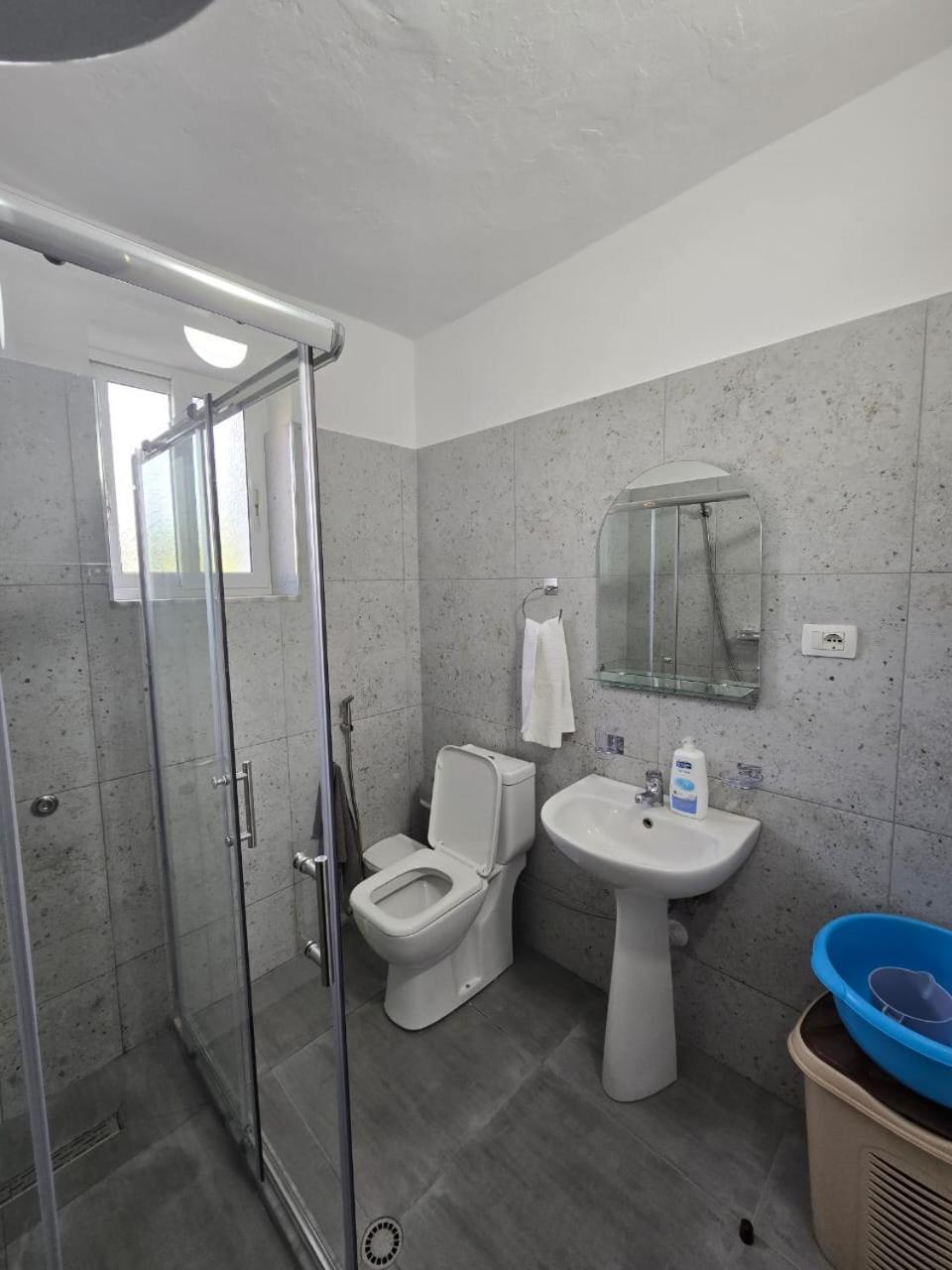 Aliaj Guest House ベラト エクステリア 写真